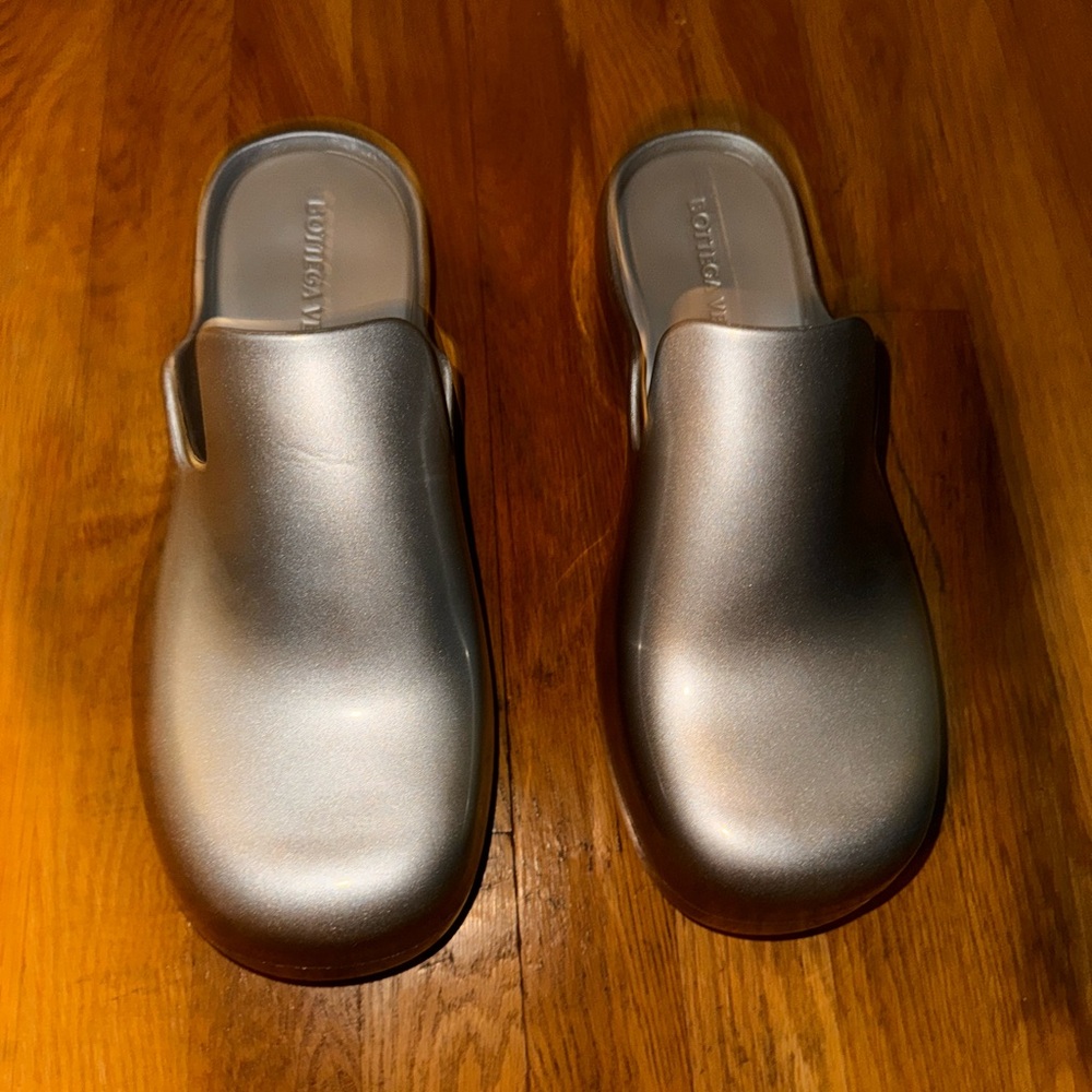 Bottega Veneta Silver Rubber Flash
Clogs Loafers Men's EU 45 US